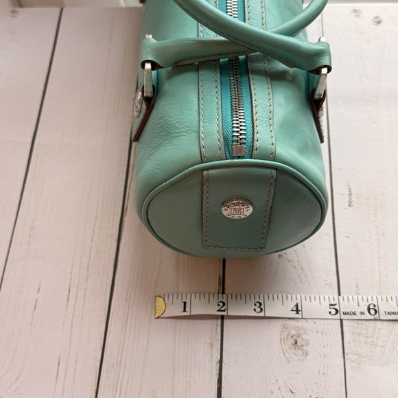 Michael Kors | Vintage Leather Barrel Hand Bag, Mint Green - Picture 17 of 17